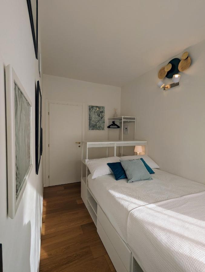 Convenient Family Apt With Private Parking Mestre Esterno foto