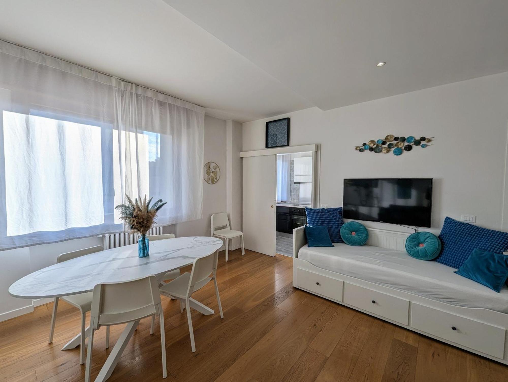 Convenient Family Apt With Private Parking Mestre Esterno foto